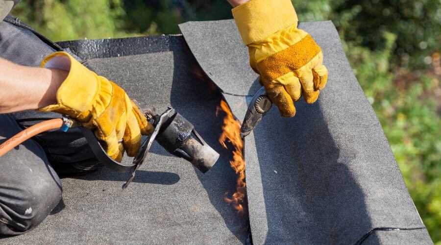 Professional gutter cleaning in Miller, SD